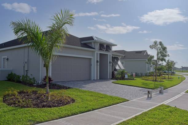 Best Driveway Pavers Near Me  in Meadow Oaks, FL